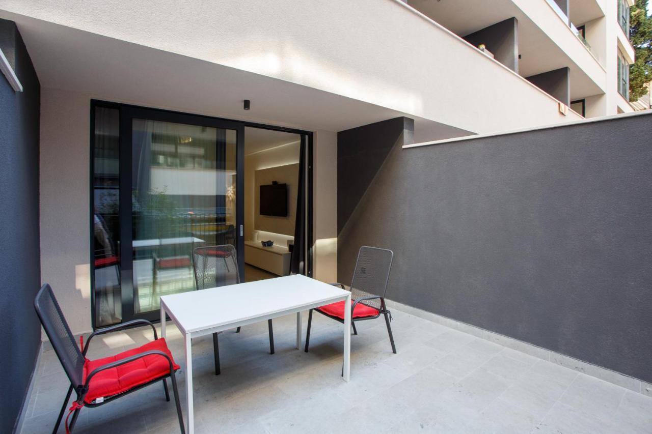 Apartments Sindy And Mendy With Parking Space In The Garage دوبروفينك المظهر الخارجي الصورة