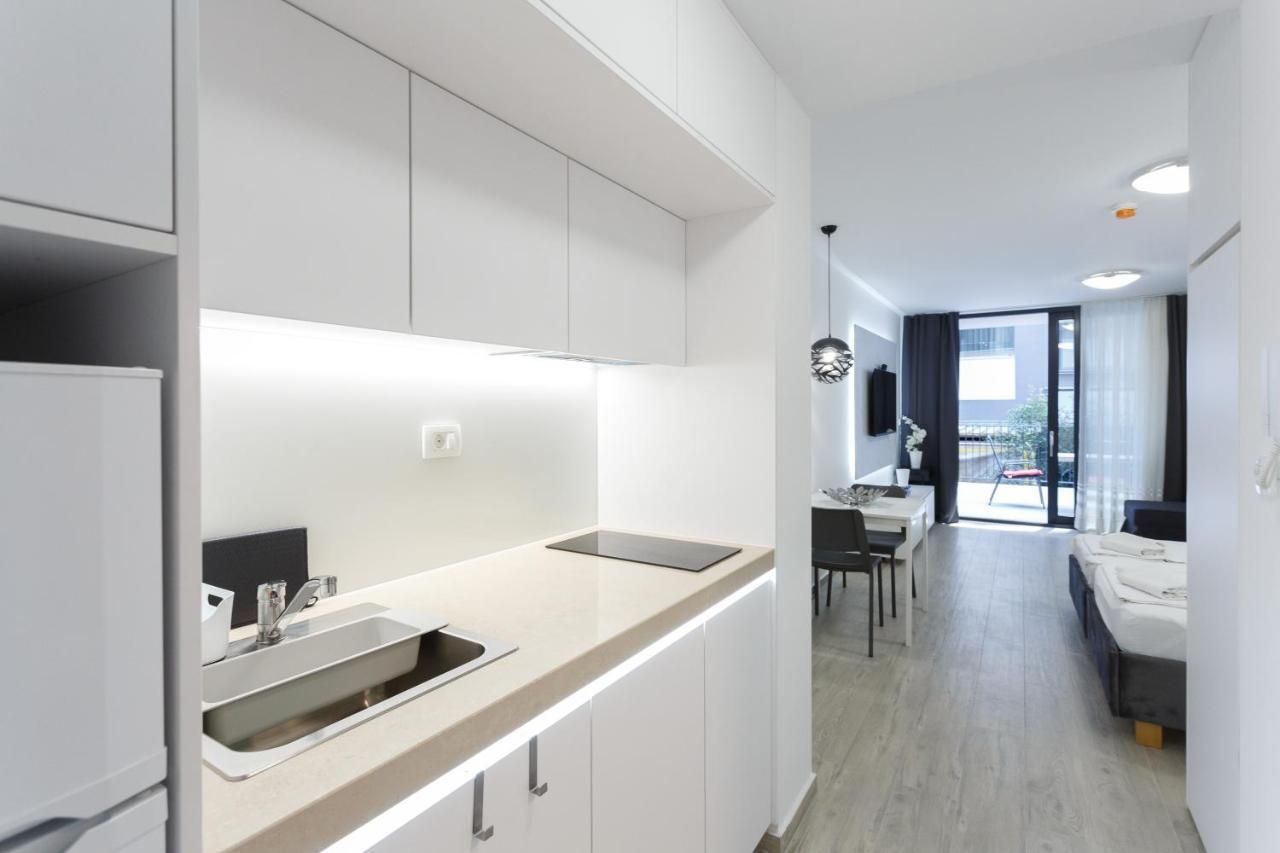 Apartments Sindy And Mendy With Parking Space In The Garage دوبروفينك الغرفة الصورة